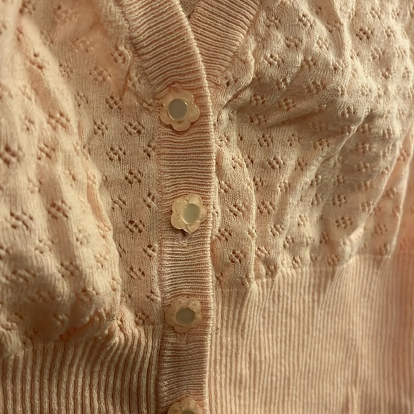 Forever 21 Pink Short Sleeve Flower Button Cardigan S - Picture 3 of 9